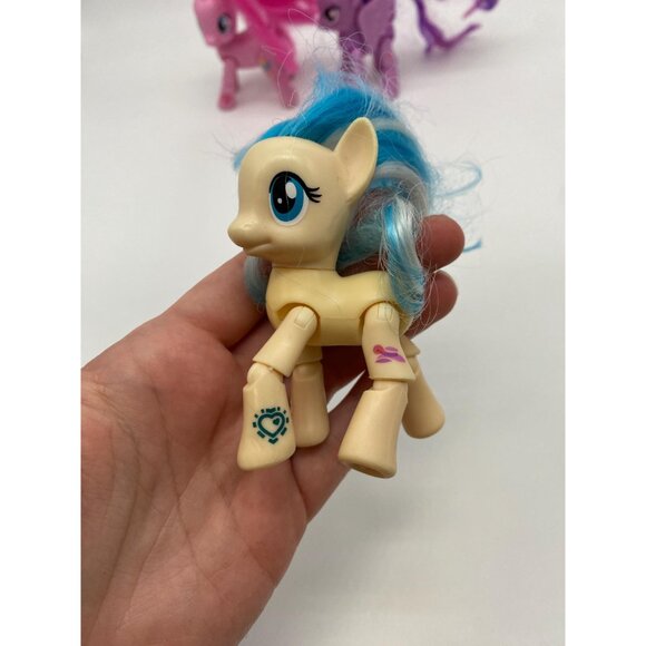 Hasbro My Little Pony Articulating Set of 3 Ponies - Picture 6 of 9